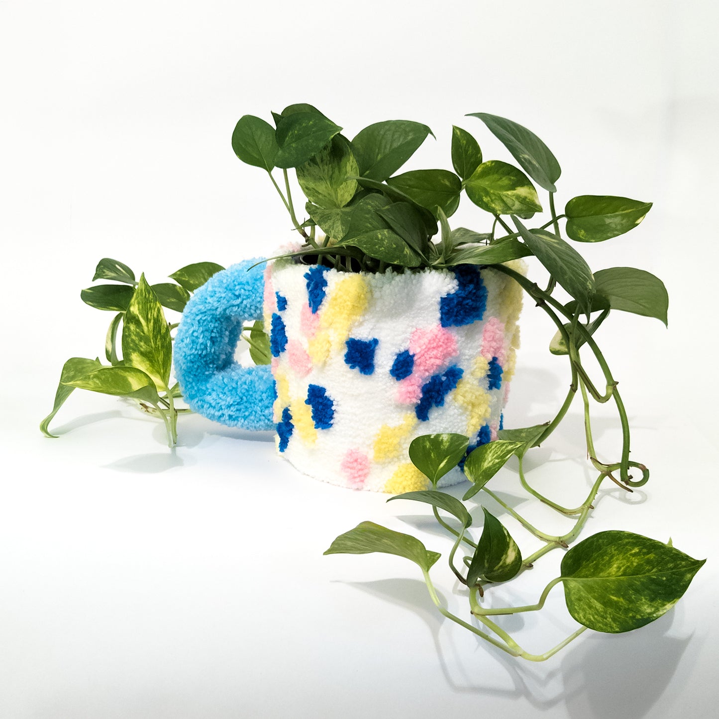 Pot de plantes touffeté - Terrazzo bleu et rose