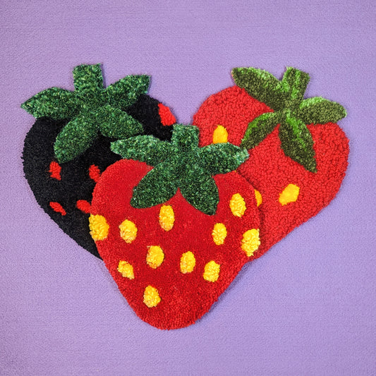 Small strawberry decorative tapestry