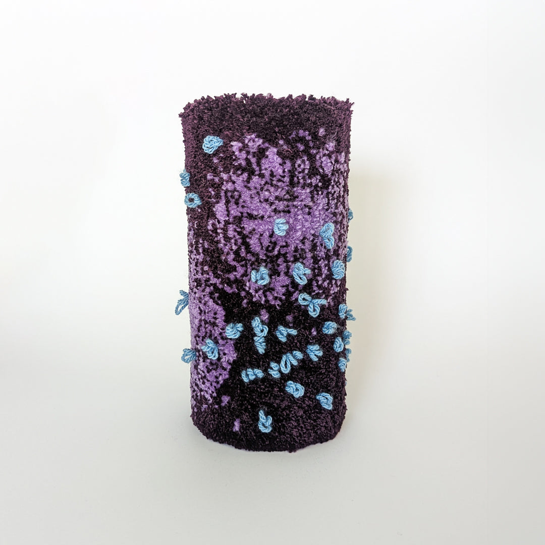 Tufted vase - Purple and blue