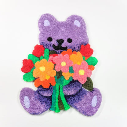 Teddy bear and its bouquet tapestry